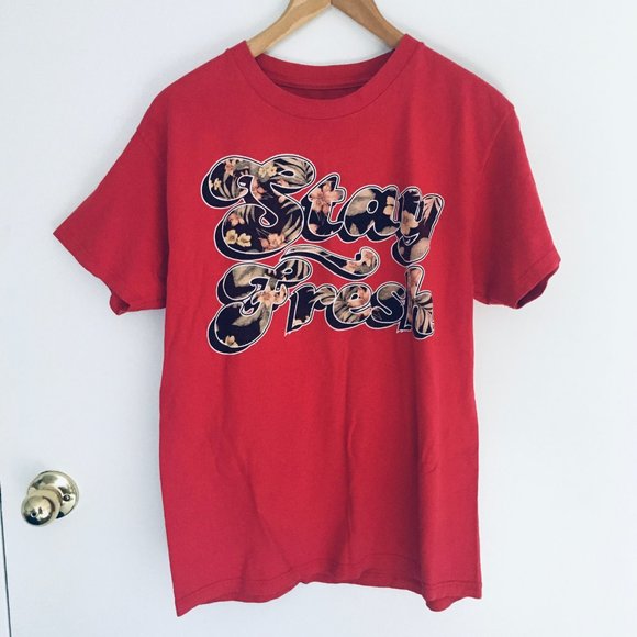 Vintage Style 'Stay Fresh' Unisex T-Shirt - Picture 1 of 6